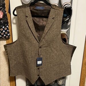 Crown & Ivy Brown Vest